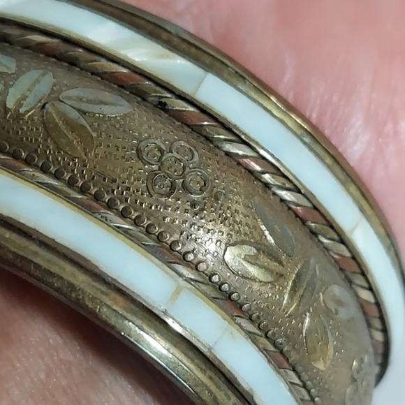 Vintage Brass and Mother of Pearl Bangle Bracelet Etched with decorative accents - Picture 7 of 10